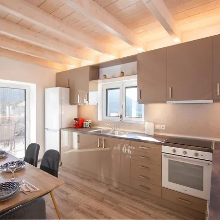 Sole Di Corfu * Γαστούρι